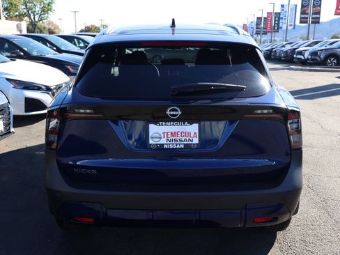 New 2026 Nissan Kicks SV image 5