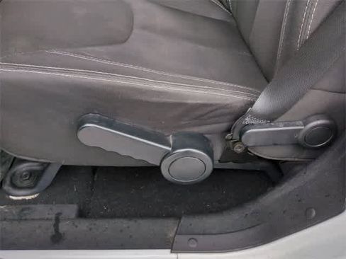 Used 2015 Jeep Wrangler Unlimited Sahara w/ Connectivity Group image 18