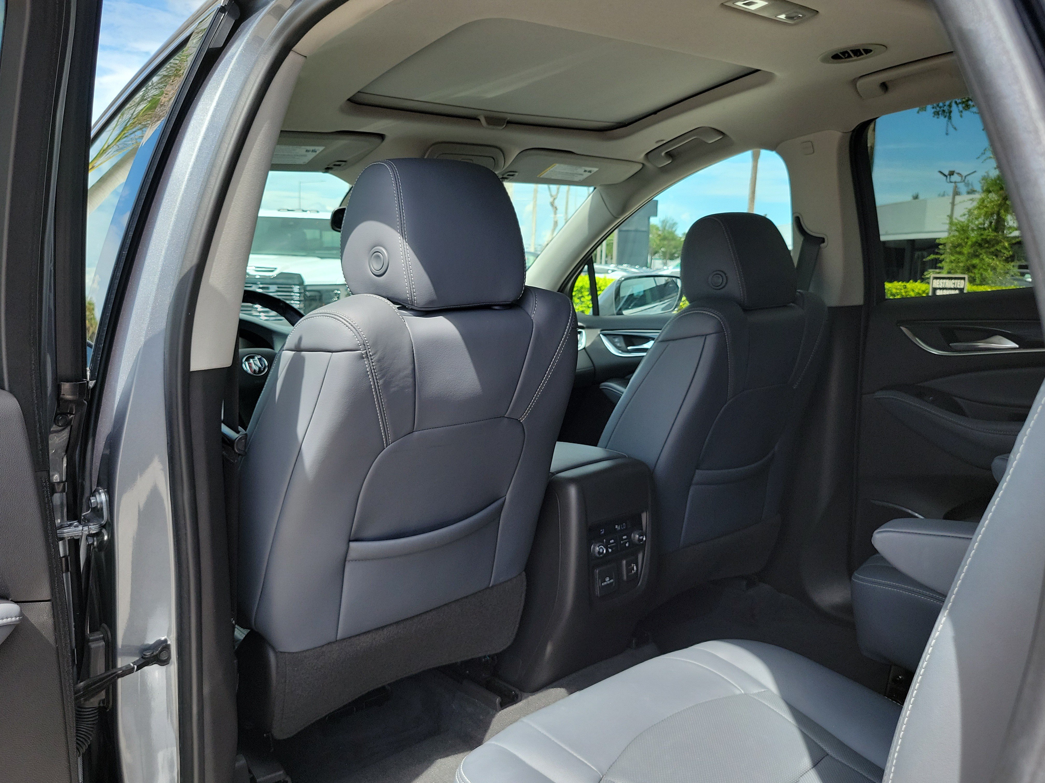 Used 2021 Buick Enclave Premium w/ Sun and Sites Package FWD image 16