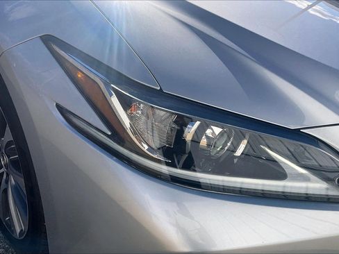 Used 2019 Lexus ES 350 image 33
