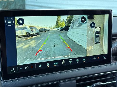 New 2026 Lincoln Corsair Grand Touring AWD/4WD image 17