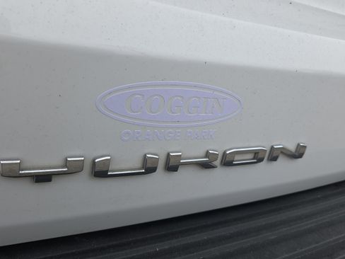 Used 2025 GMC Yukon Denali image 18