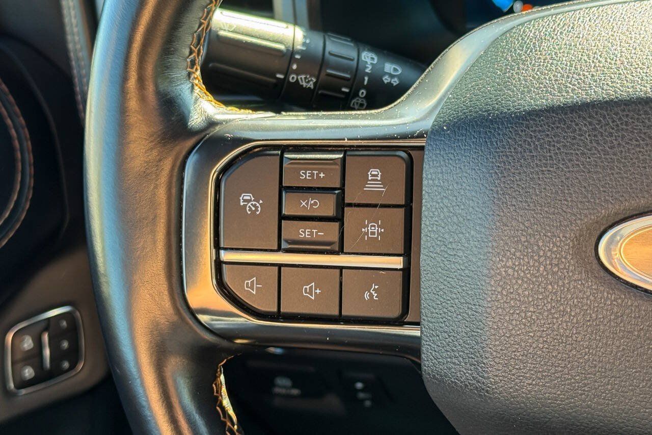 Used 2022 Ford Expedition Max Platinum AWD/4WD image 33