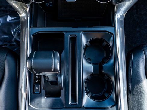 Used 2023 Ford F150 Lariat w/ Equipment Group 502A High image 25