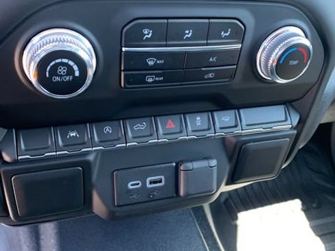 Used 2025 GMC Sierra 1500 Pro w/ Pro Value Package RWD image 24