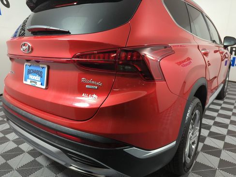 Used 2022 Hyundai Santa Fe SEL w/ Convenience Package AWD/4WD image 5