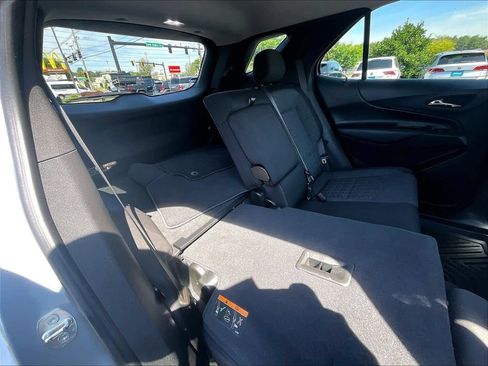 Used 2024 Chevrolet Equinox LT AWD/4WD image 16