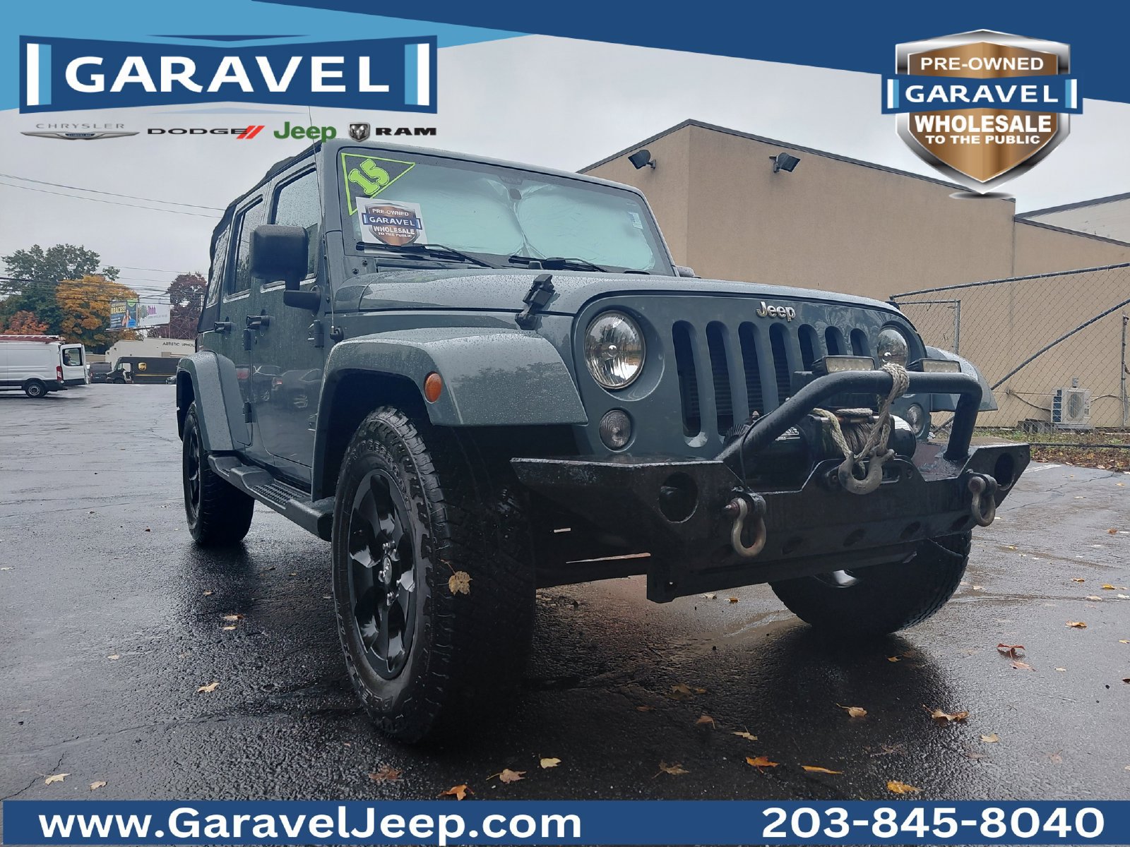 Used 2015 Jeep Wrangler Unlimited Sahara w/ Connectivity Group AWD/4WD image 1