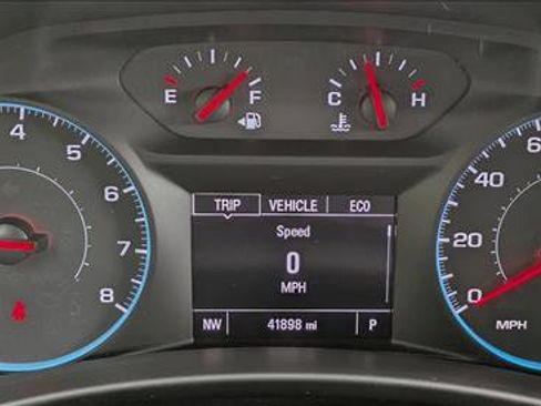 Used 2018 Chevrolet Equinox LT AWD/4WD image 11