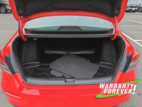Used 2024 Honda Civic Sport image 17