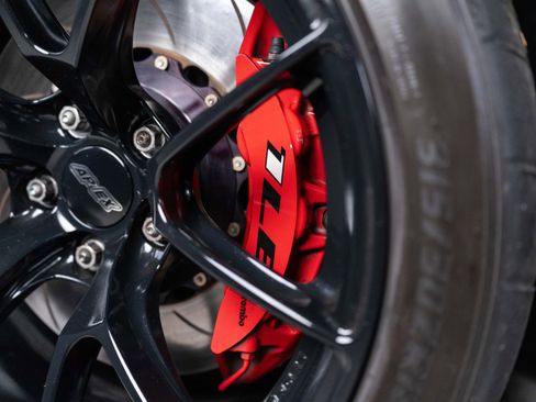 Used 2018 Chevrolet Camaro SS RWD image 6
