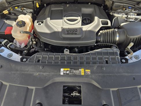 Used 2023 Jeep Grand Cherokee L Overland image 35