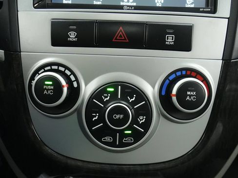 Used 2009 Hyundai Santa Fe GLS w/ Premium Pkg 3 FWD image 29