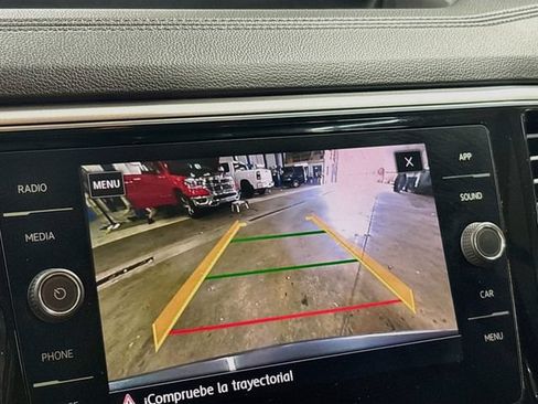 Used 2018 Volkswagen Atlas SEL FWD image 13