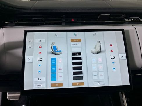 New 2026 Land Rover Range Rover Sport Dynamic SE image 17