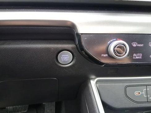 Used 2025 Kia Carnival SX FWD image 22