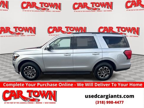 Used 2024 Ford Expedition XLT image 1
