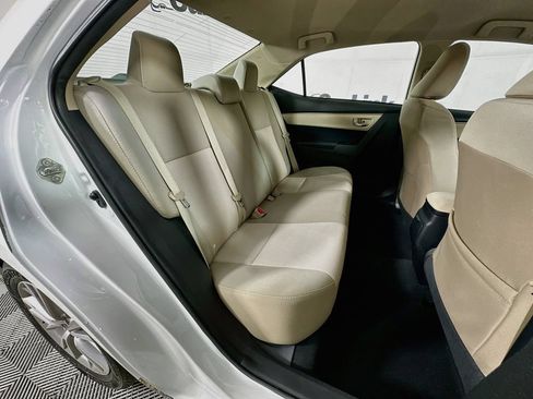 Used 2014 Toyota Corolla LE FWD image 29