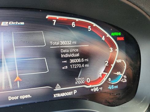 Used 2023 BMW 530e w/ Premium Package RWD image 5