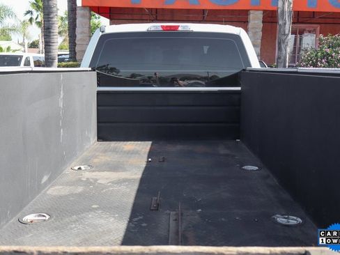 Used 2018 Ford F550 2WD Crew Cab Super Duty image 9
