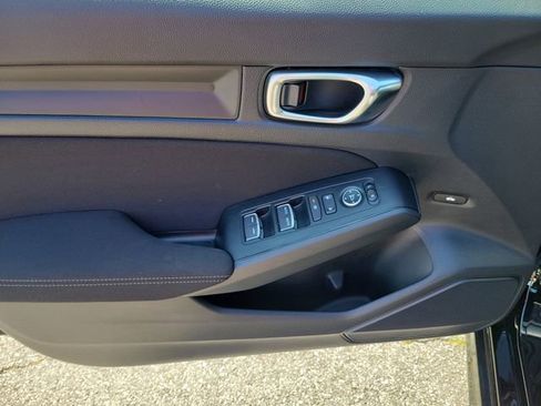 Certified 2024 Honda Civic Sport image 8