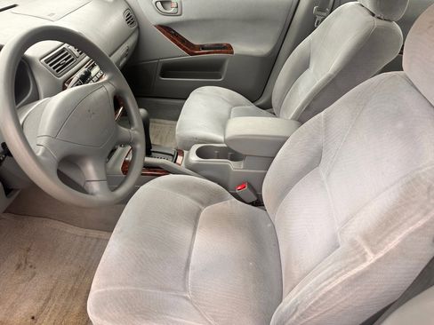 Used 2001 Mitsubishi Galant ES FWD image 5