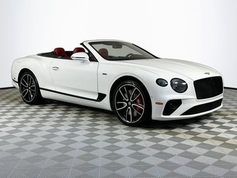 Certified 2024 Bentley Continental GT image 1