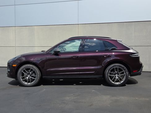 New 2025 Porsche Macan Turbo image 2