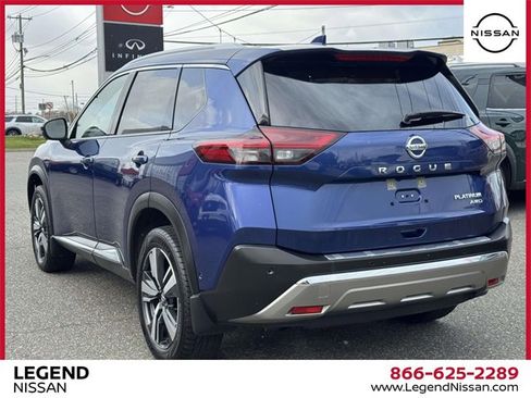 Certified 2021 Nissan Rogue Platinum image 6