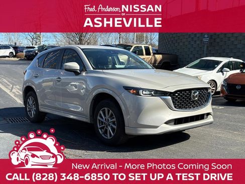 Used 2024 MAZDA CX-5 AWD 2.5 S w/ Select Package image 1