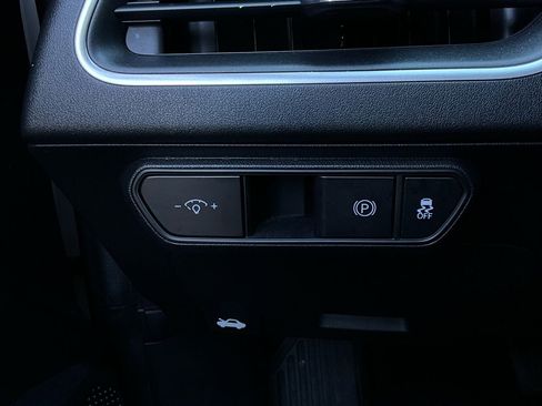 Used 2025 Kia K4 LXS image 21