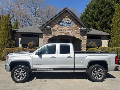 Used 2014 GMC Sierra 1500 SLE w/ SLE Value Package image 1