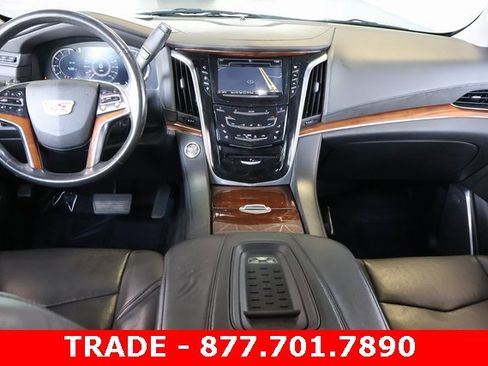 Used 2016 Cadillac Escalade Luxury image 15