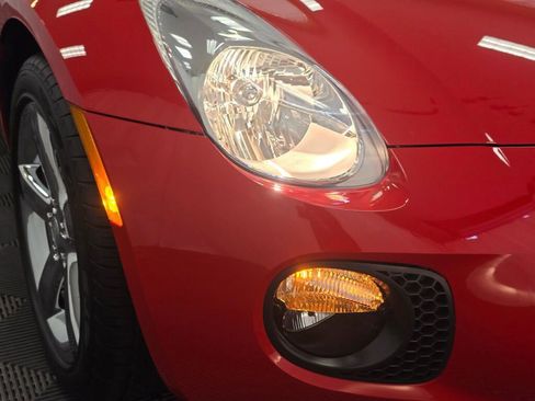 Used 2009 Pontiac Solstice GXP w/ Club Sport Package image 59