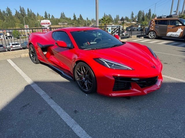 Used 2024 Chevrolet Corvette Z06 w/ Stealth Interior Trim Package RWD image 2
