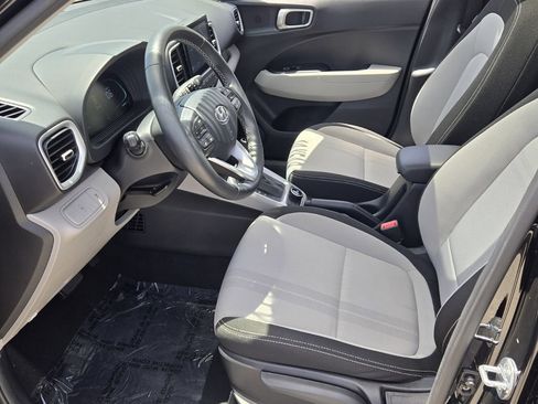 Certified 2023 Hyundai Venue SEL w/ Cargo Package FWD image 10
