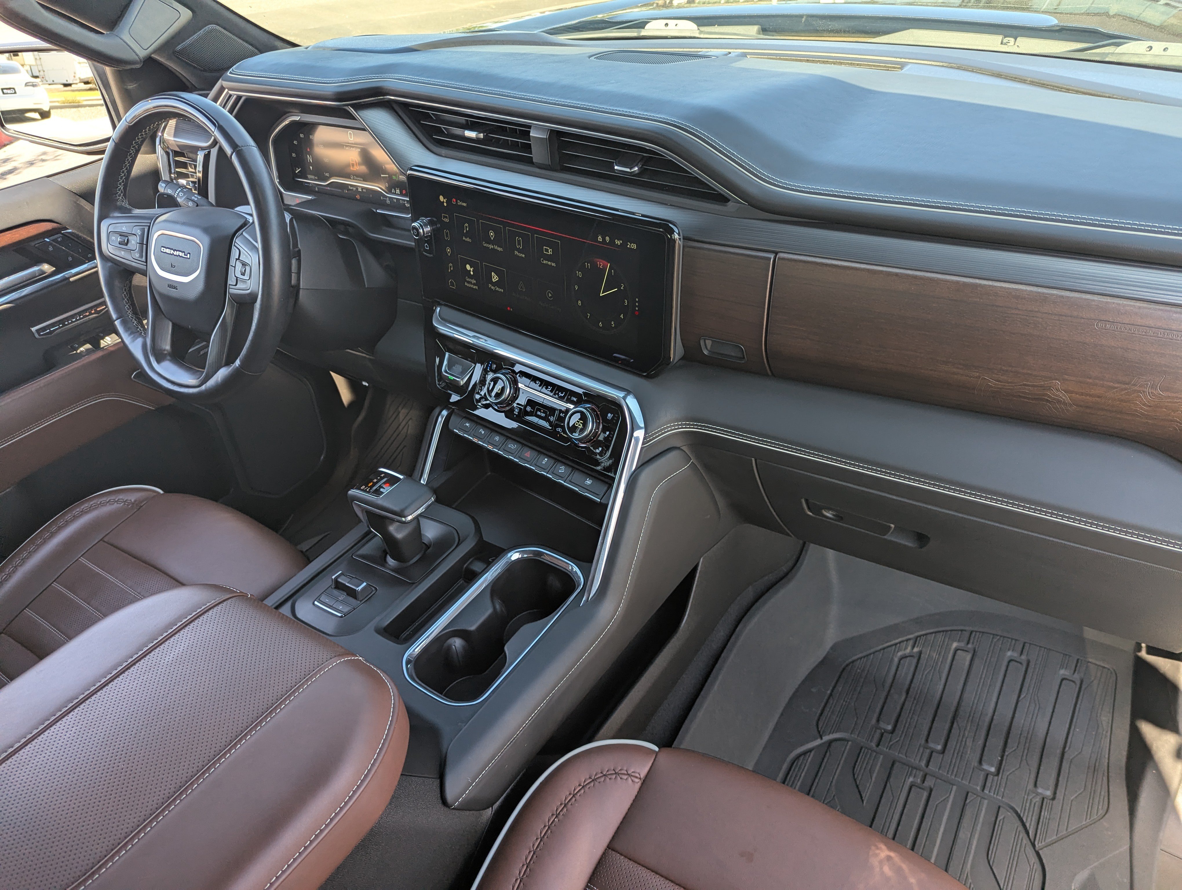 Used 2024 GMC Sierra 1500 Denali Ultimate AWD/4WD image 12