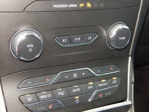 Used 2020 Ford Edge SEL w/ Convenience Package image 20