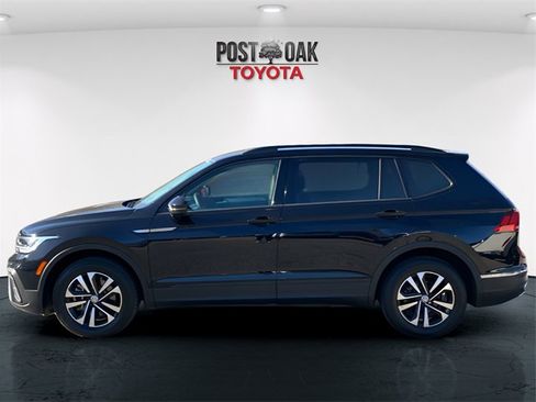 Used 2024 Volkswagen Tiguan S image 4