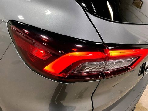 Certified 2025 Ford Escape ST-Line Select w/ Tech Pack #1 image 29