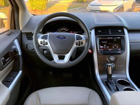 Used 2013 Ford Edge SEL image 6