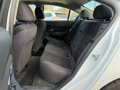 Used 2014 Chevrolet Cruze LT w/ All-Star Edition image 12