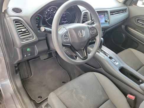 Used 2019 Honda HR-V LX image 21