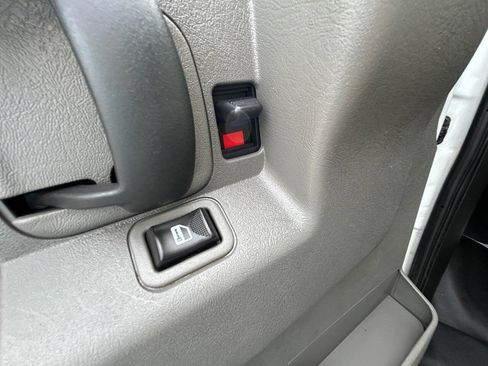 Used 2019 Chevrolet Express 2500 w/ Driver Convenience Package RWD image 31