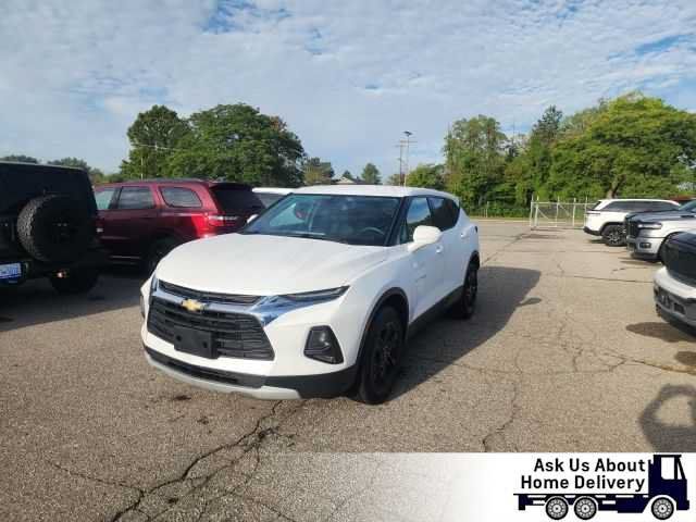 Used 2021 Chevrolet Blazer LT FWD image 1