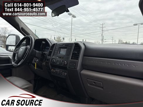 Used 2019 Ford F550 2WD Regular Cab Super Duty image 28