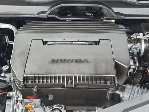 Used 2025 Honda Pilot TrailSport image 22