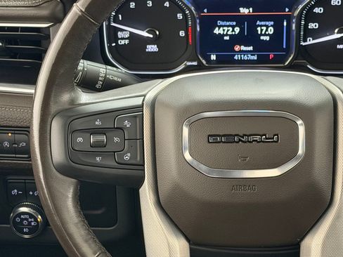 Used 2021 GMC Yukon Denali w/ Denali Premium Package AWD/4WD image 11