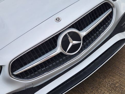Used 2022 Mercedes-Benz C 300 Sedan image 13
