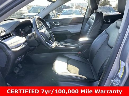 Certified 2022 Jeep Compass Latitude w/ Convenience Group AWD/4WD image 19